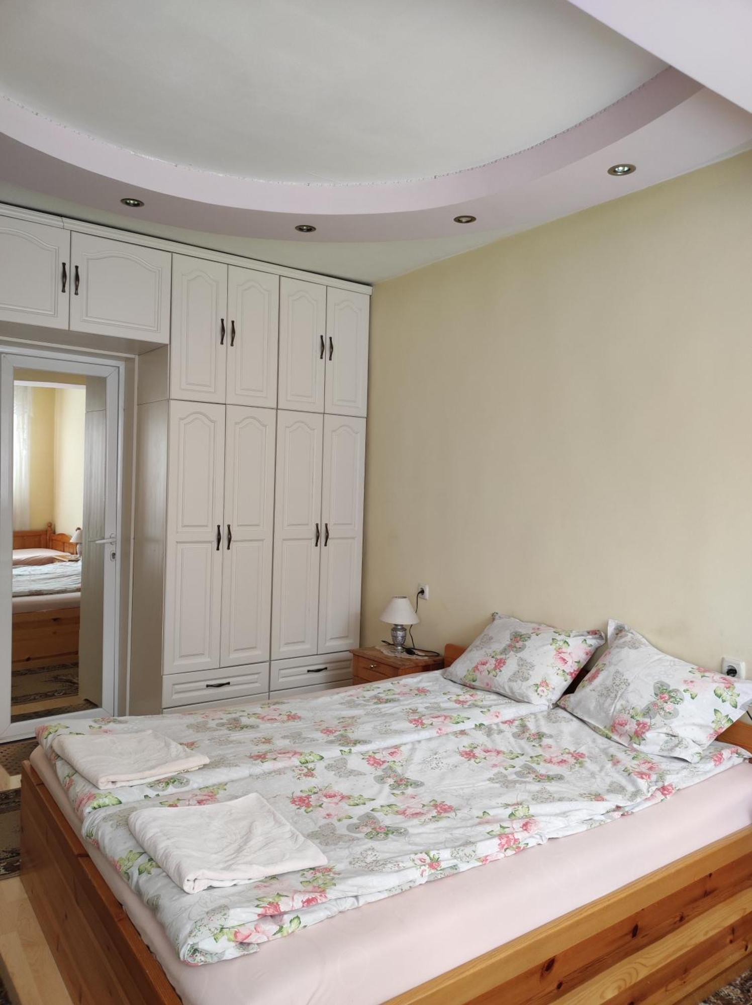 ולינגראד Family Hotel Velevi מראה חיצוני תמונה