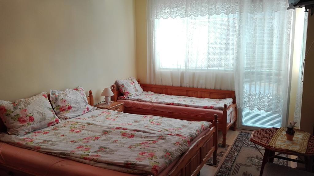ולינגראד Family Hotel Velevi מראה חיצוני תמונה